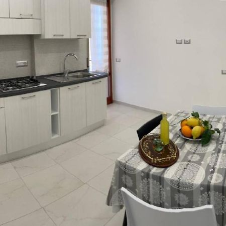 A Casa E' Mamma Apartment Sorrento Bagian luar foto
